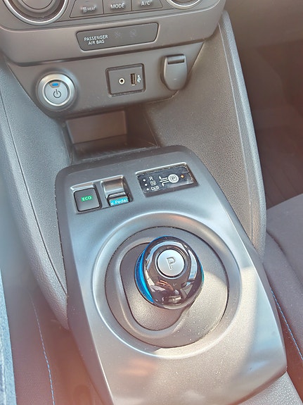 Nissan Leaf 17 of 30