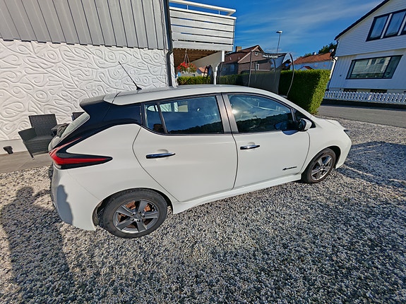 Nissan Leaf 10 of 30