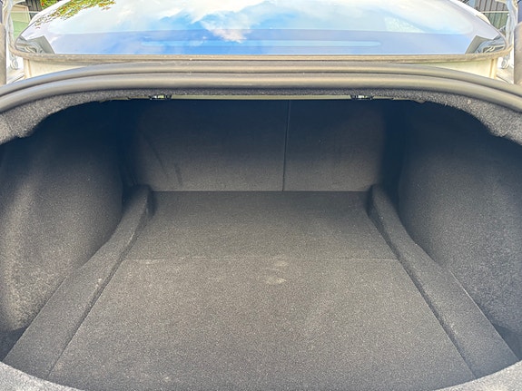 Tesla Model 3 25 of 29