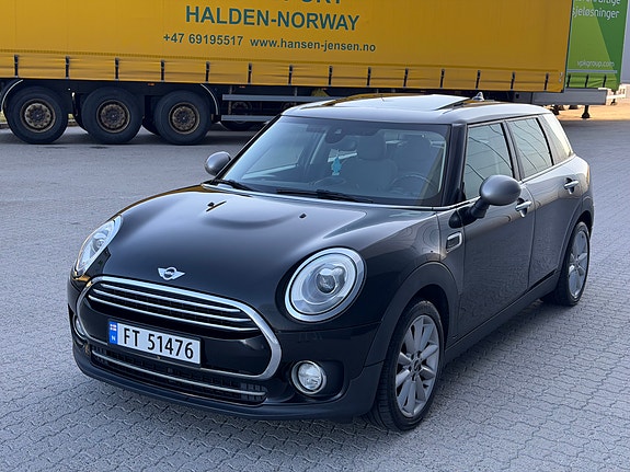 MINI Clubman Cooper D 4 of 30