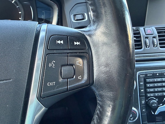Volvo XC60 27 of 30