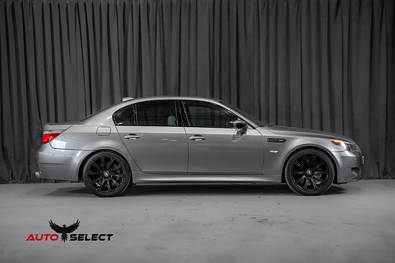 BMW M5 15 of 30