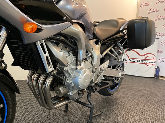 Yamaha FZ6-S Fazer *** SERVICE/GARANTI *** 28 of 30