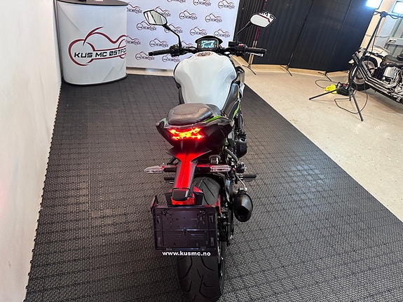 Kawasaki Z900 *** A2/MELLOMTUNG * GPR *** 11 of 30