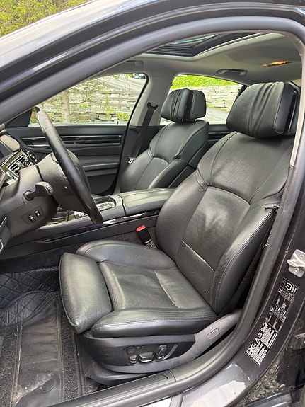 BMW 740d 9 of 22