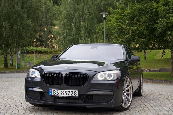 BMW 740d 2 of 22
