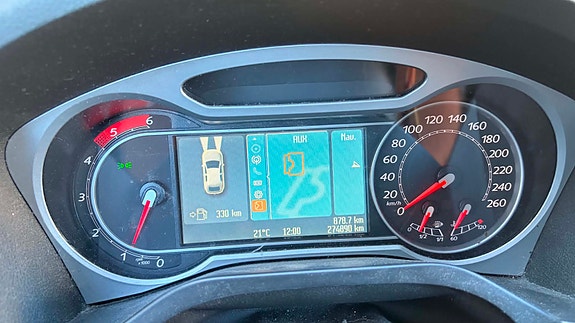 Ford S-MAX 12 of 30