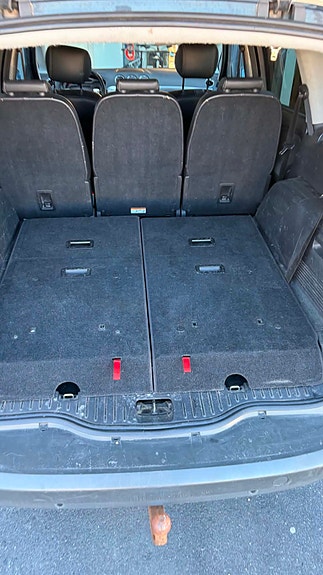 Ford S-MAX 10 of 30