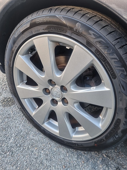 Toyota Avensis 11 of 23