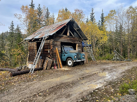 Land Rover 109 3 of 19