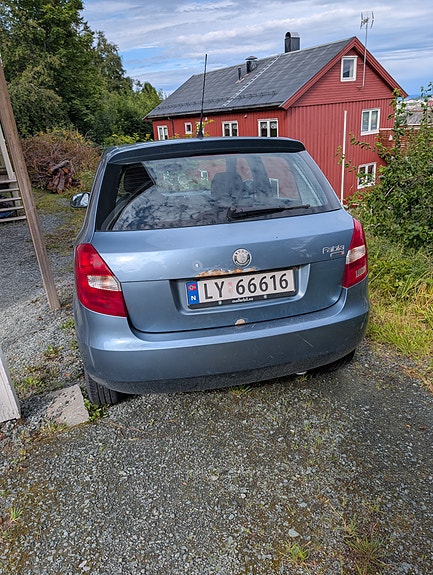 Skoda Fabia 5 of 18