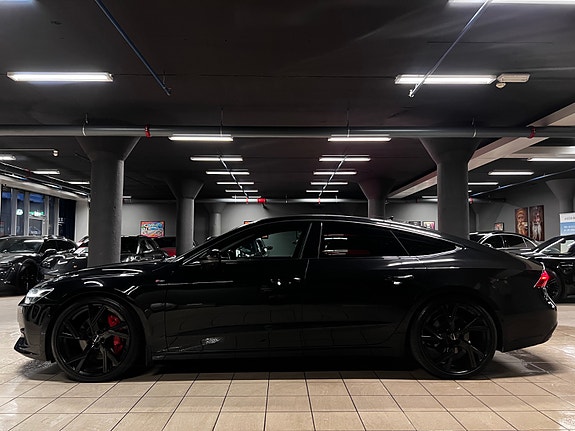 Audi A7 2 of 30