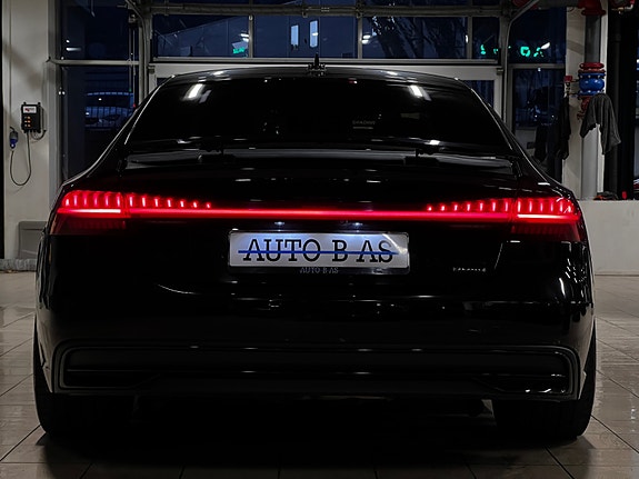 Audi A7 4 of 30