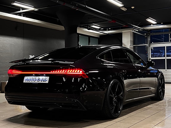 Audi A7 5 of 30