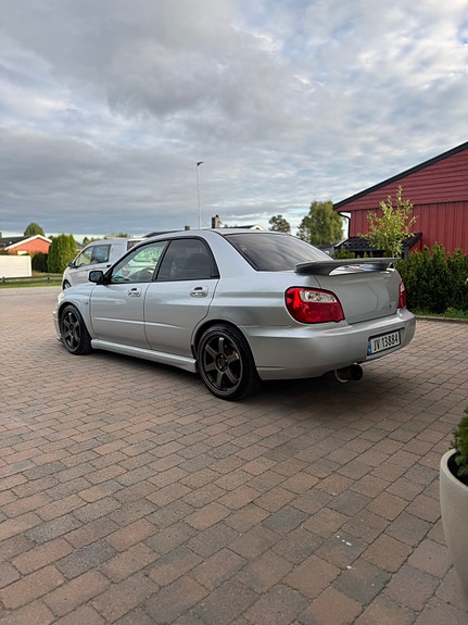 Subaru Impreza 5 of 28