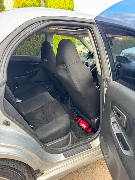 Subaru Impreza 18 of 28