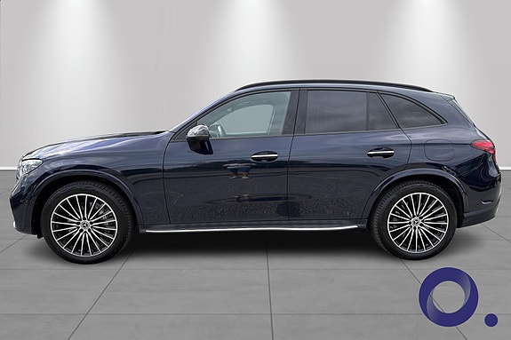 Mercedes-Benz GLC300 e 2 of 22