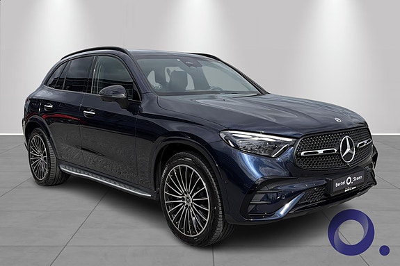 Mercedes-Benz GLC300 e 8 of 22