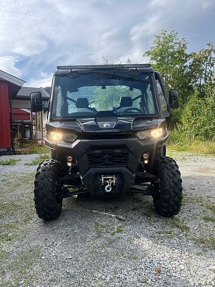 Can-Am Traxter XU HD8 3 of 15