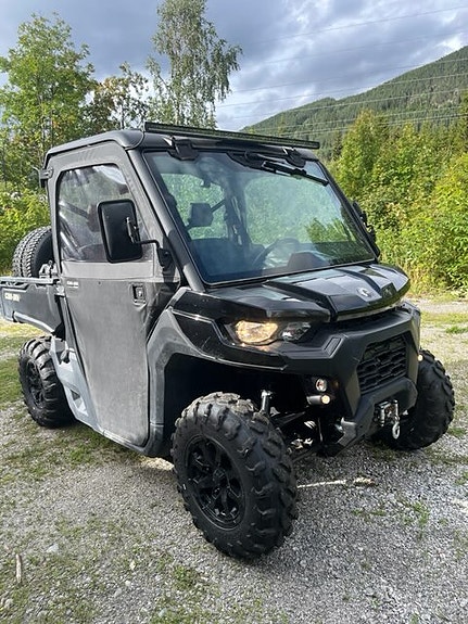 Can-Am Traxter XU HD8 2 of 15