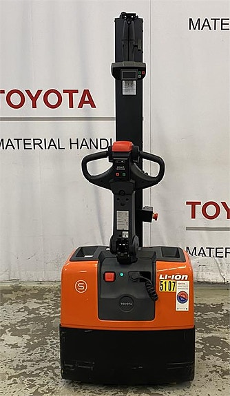 Toyota HWE100 2 of 3