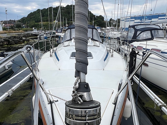 Flott og godt utstyrt Bavaria 37 AC selges - Ligger i Stavanger 3 of 30
