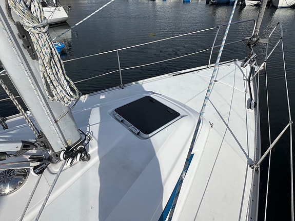 Flott og godt utstyrt Bavaria 37 AC selges - Ligger i Stavanger 15 of 30