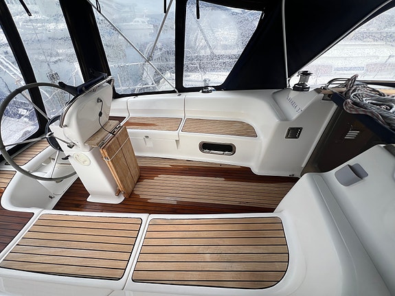 Flott og godt utstyrt Bavaria 37 AC selges - Ligger i Stavanger 4 of 30