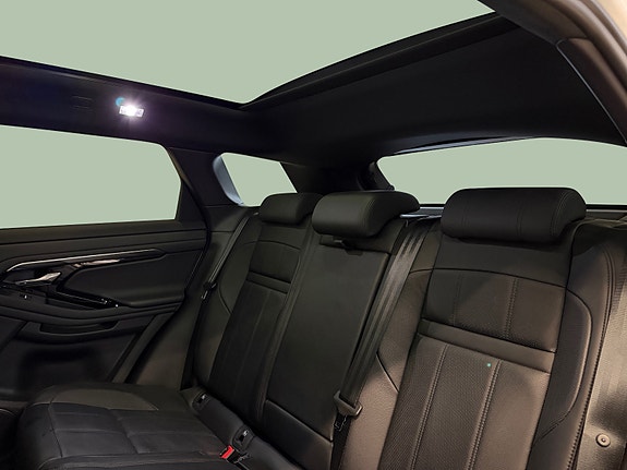 Land Rover Range Rover Evoque 12 of 30