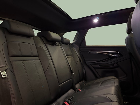 Land Rover Range Rover Evoque 14 of 30