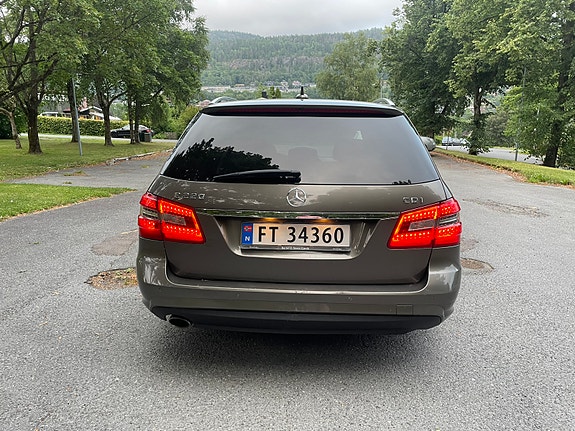 Mercedes-Benz E220 d 6 of 18