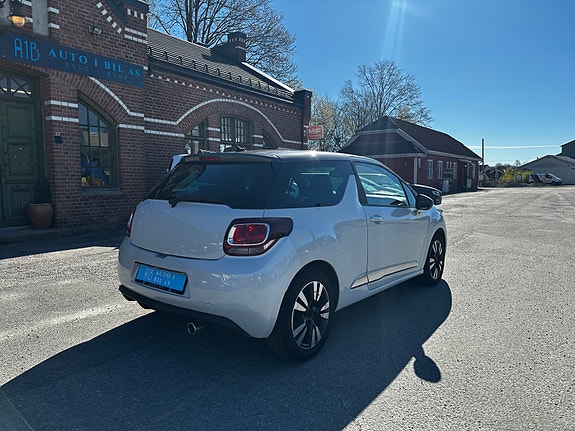Citroen DS3 3 of 17