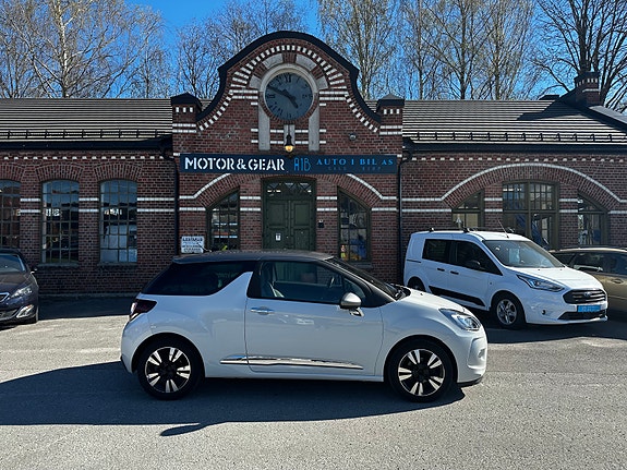 Citroen DS3 2 of 17