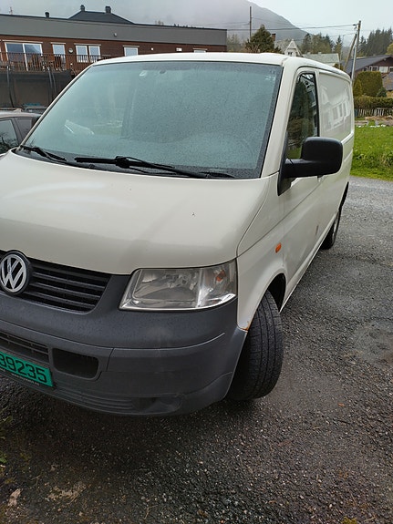 Volkswagen Transporter 2 of 6