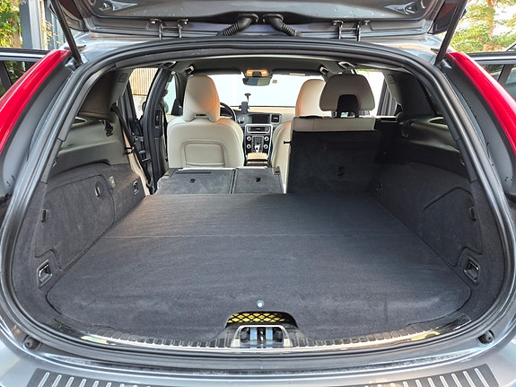 Volvo V60 27 of 30