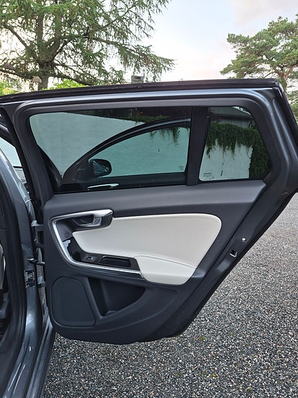 Volvo V60 16 of 30