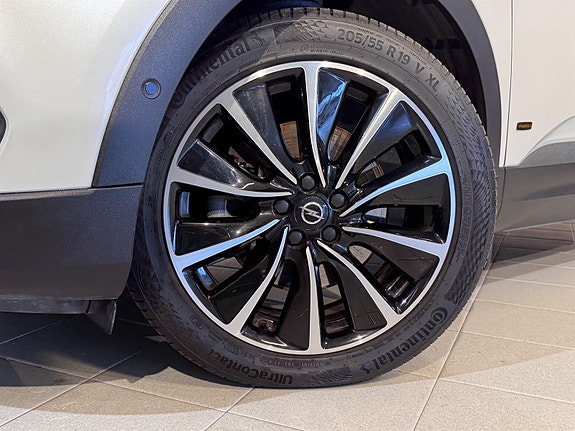 Opel Grandland X 6 of 30