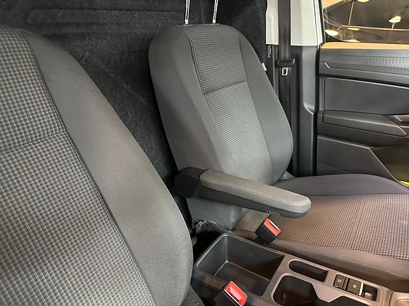 Volkswagen Caddy 13 of 28