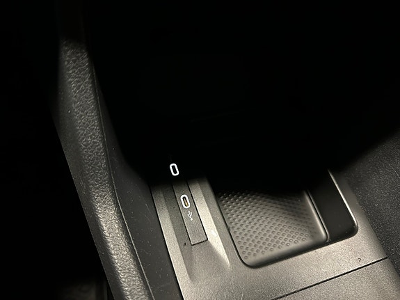 Volkswagen Caddy 17 of 26