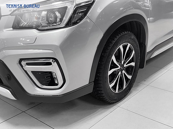 Subaru Forester 2 of 30