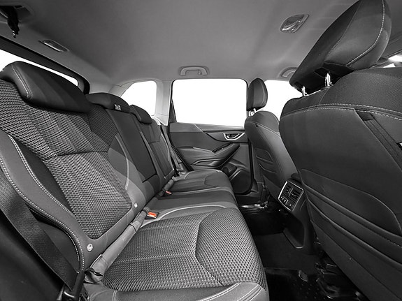 Subaru Forester 18 of 30