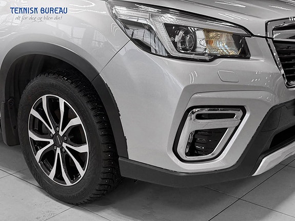 Subaru Forester 4 of 30