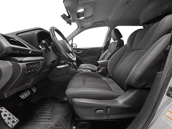 Subaru Forester 16 of 30