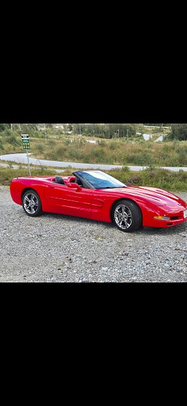 Chevrolet Corvette 2 of 17