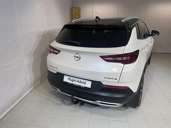 Opel Grandland X 4 of 27