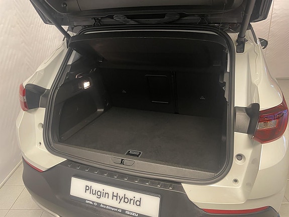 Opel Grandland X 10 of 27