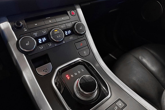Land Rover Range Rover Evoque 18 of 25