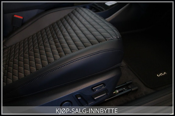 Kia EV4 11 of 27