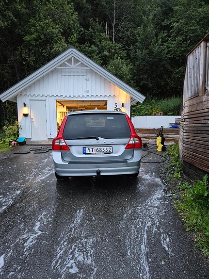 Volvo V70 6 of 15