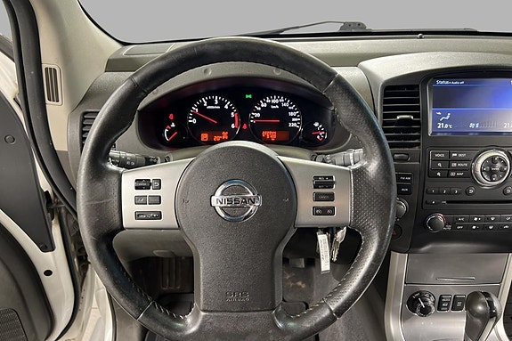 Nissan Navara 12 of 23